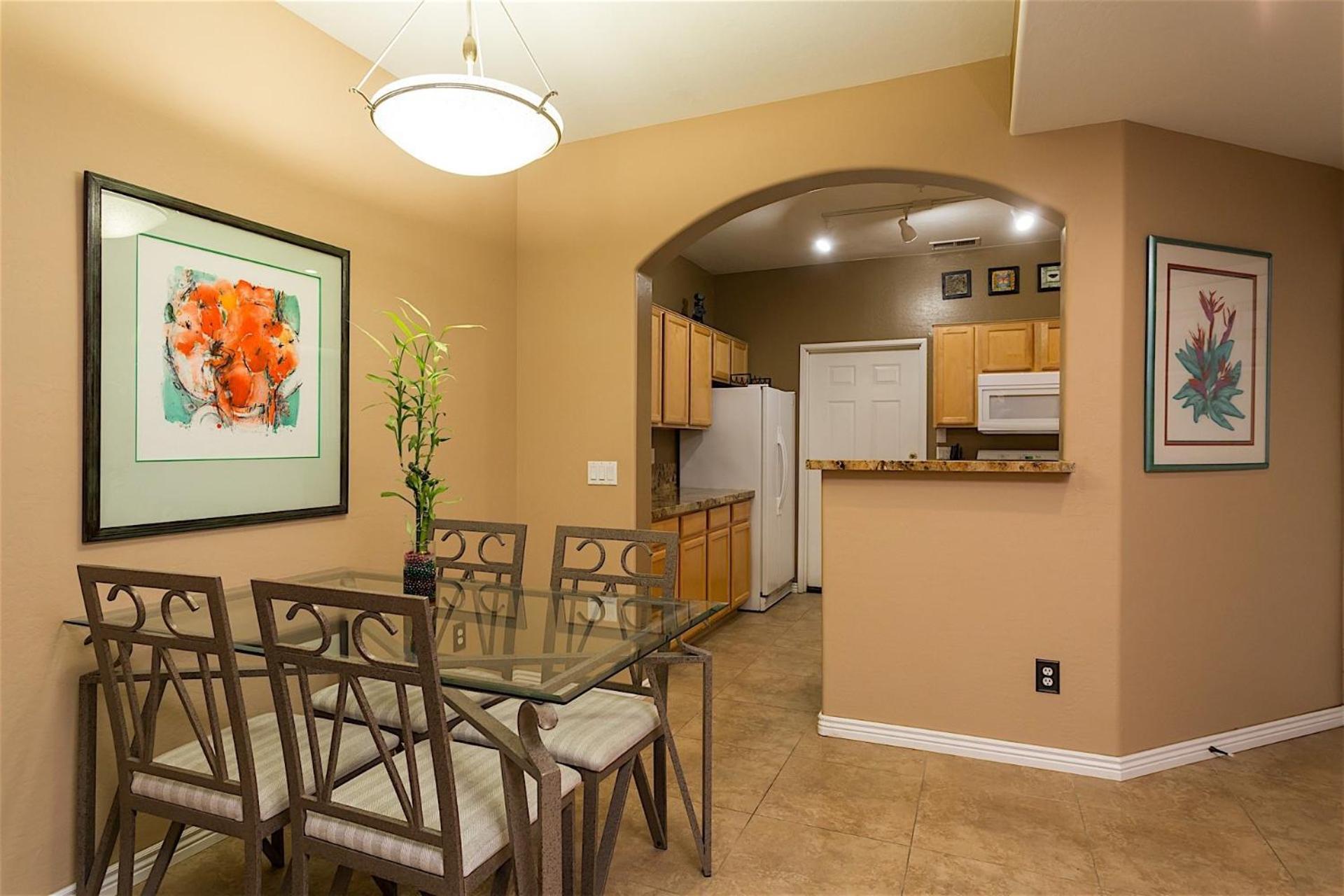 Az Nirvana 3 Bedroom Townhome Pool